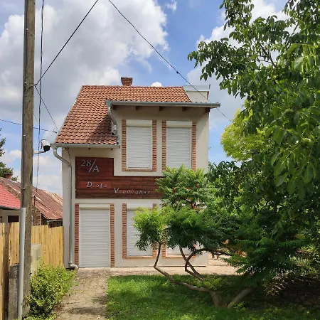 Diófa Apartamento *